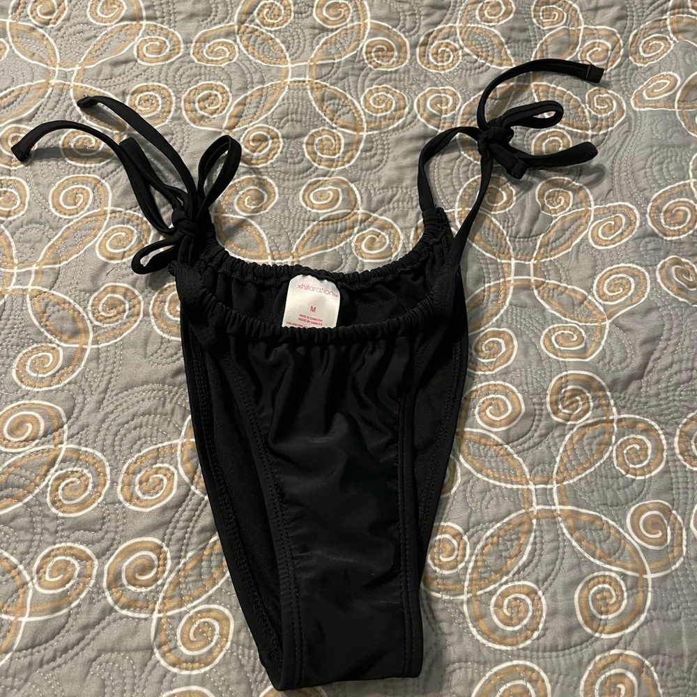 NWOT xhilaration tie up cheeky bathing suit bottoms
